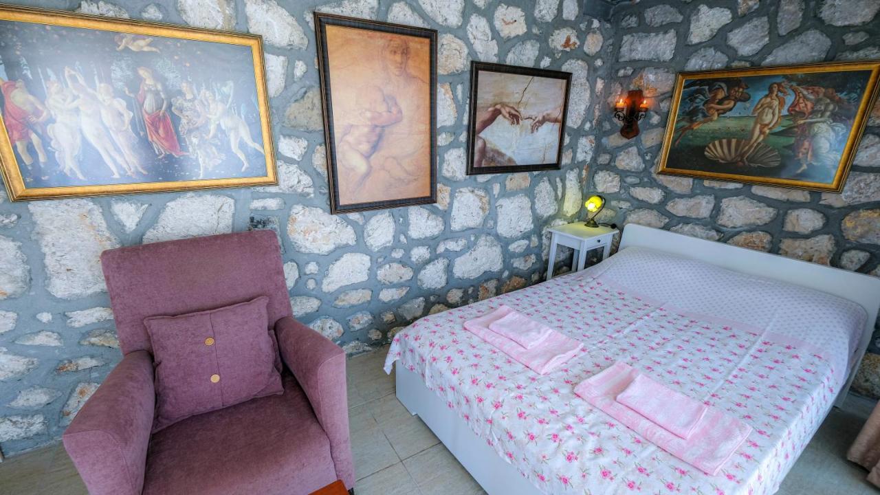 Teras Butik Apart Karaburun  Buitenkant foto