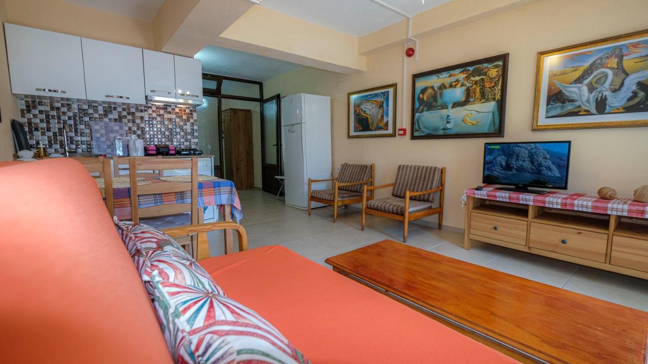 Teras Butik Apart Karaburun  Buitenkant foto