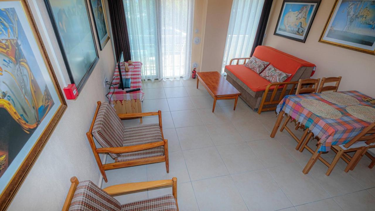 Teras Butik Apart Karaburun  Buitenkant foto