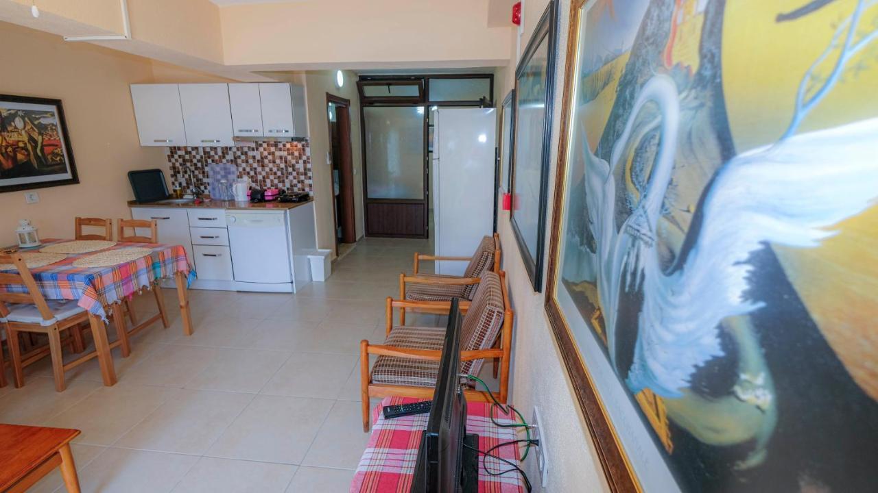 Teras Butik Apart Karaburun  Buitenkant foto