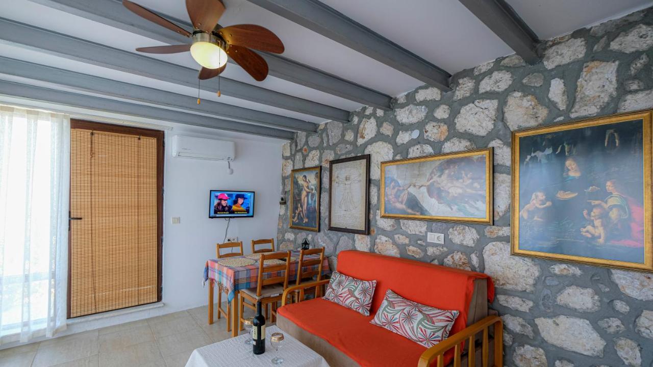 Teras Butik Apart Karaburun  Buitenkant foto