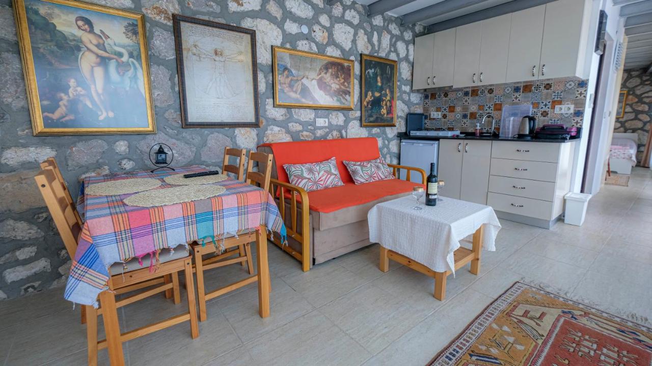 Teras Butik Apart Karaburun  Buitenkant foto
