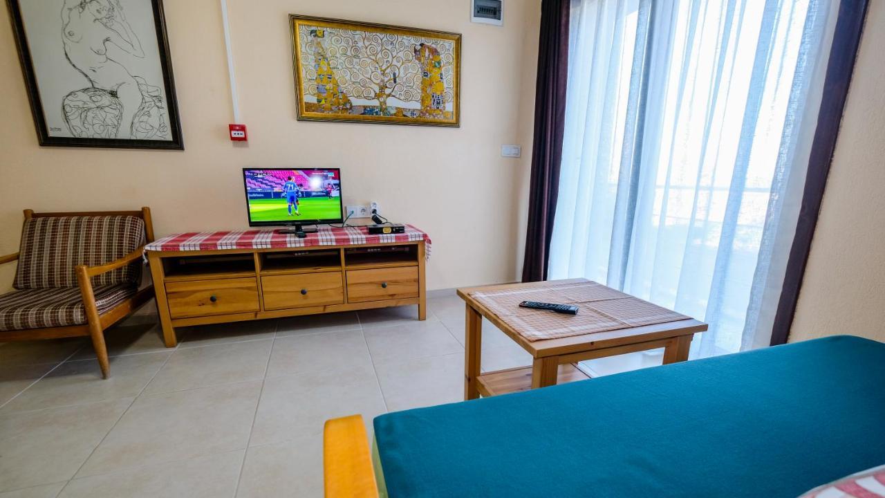Teras Butik Apart Karaburun  Buitenkant foto